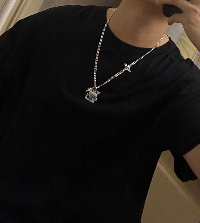 LV Necklaces